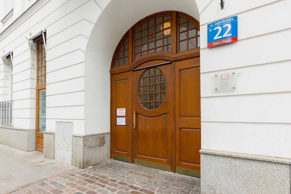 undefined Apartment Warsaw's Praga by Renters 5