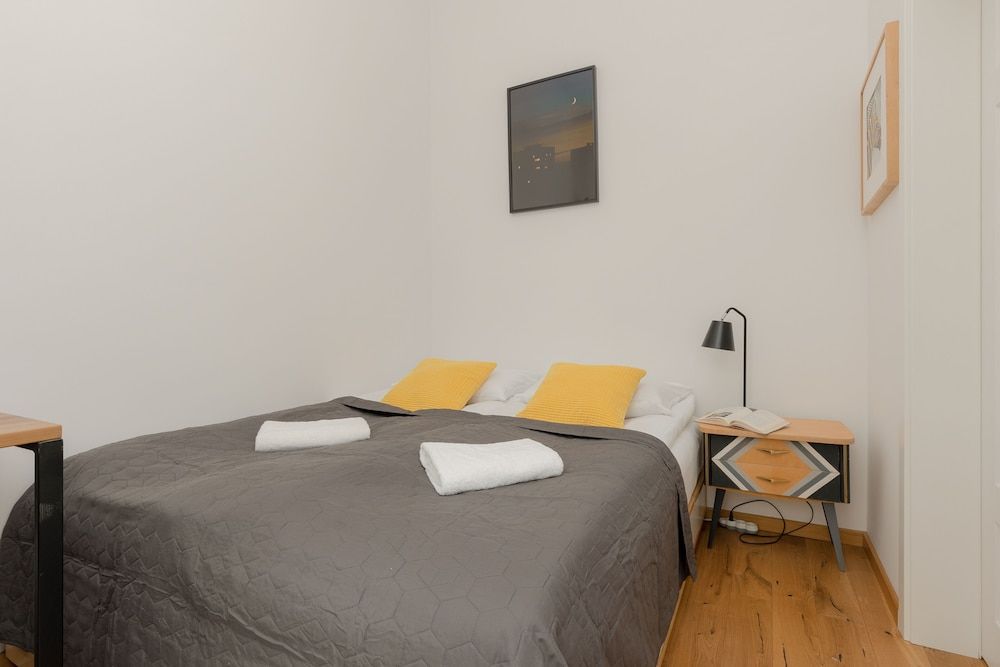 undefined Apartment Warsaw's Praga by Renters 10