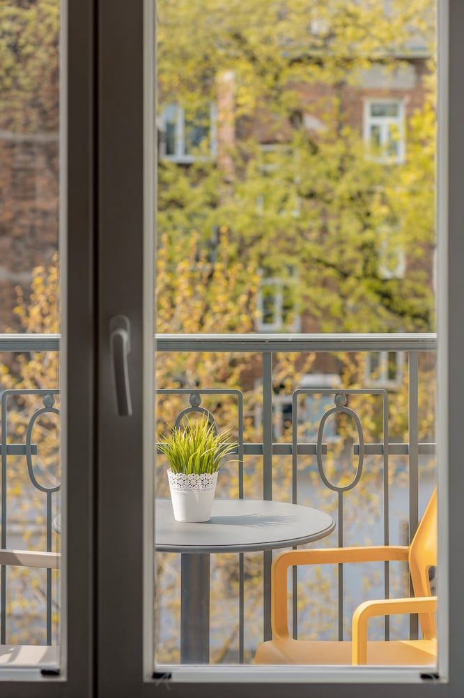 Apartment Warsaw's Praga by Renters Apartment, 1 Bedroom, Balcony 7