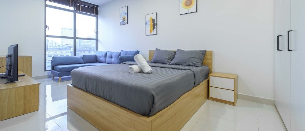 undefined Nhã Uyên Service Apartment Saigon Royal 7