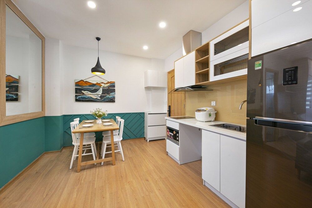 undefined Dolphin Hotel and Apartment 4