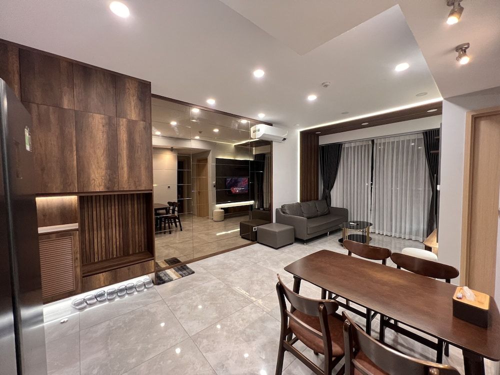 undefined Midtown The Peak Apartment by VnHouse 3