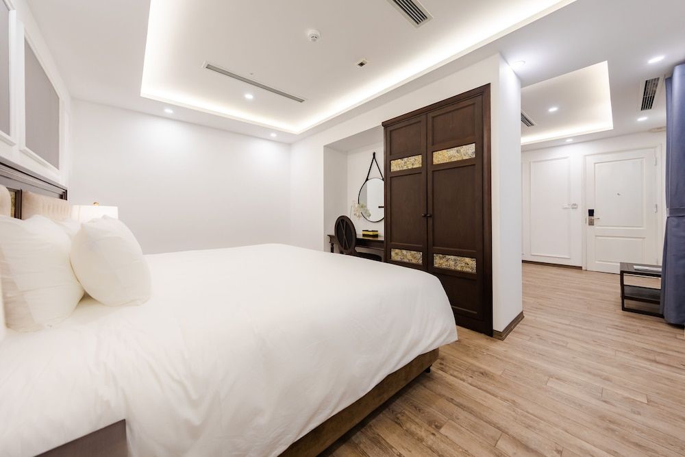 undefined Gloud Hotel 7