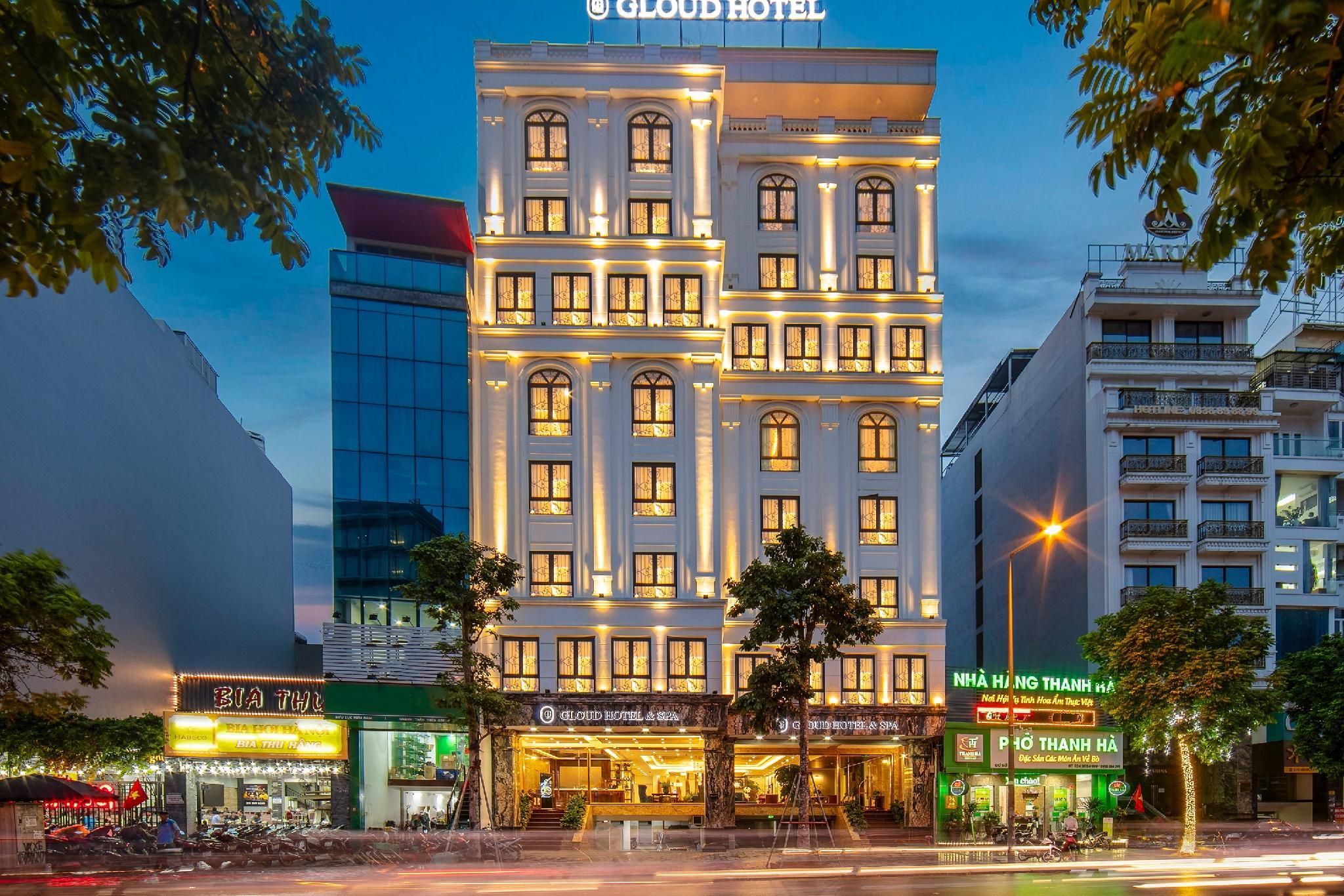 undefined Gloud Hotel