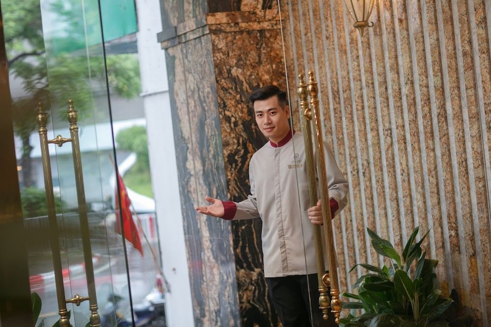 undefined Gloud Hotel 3