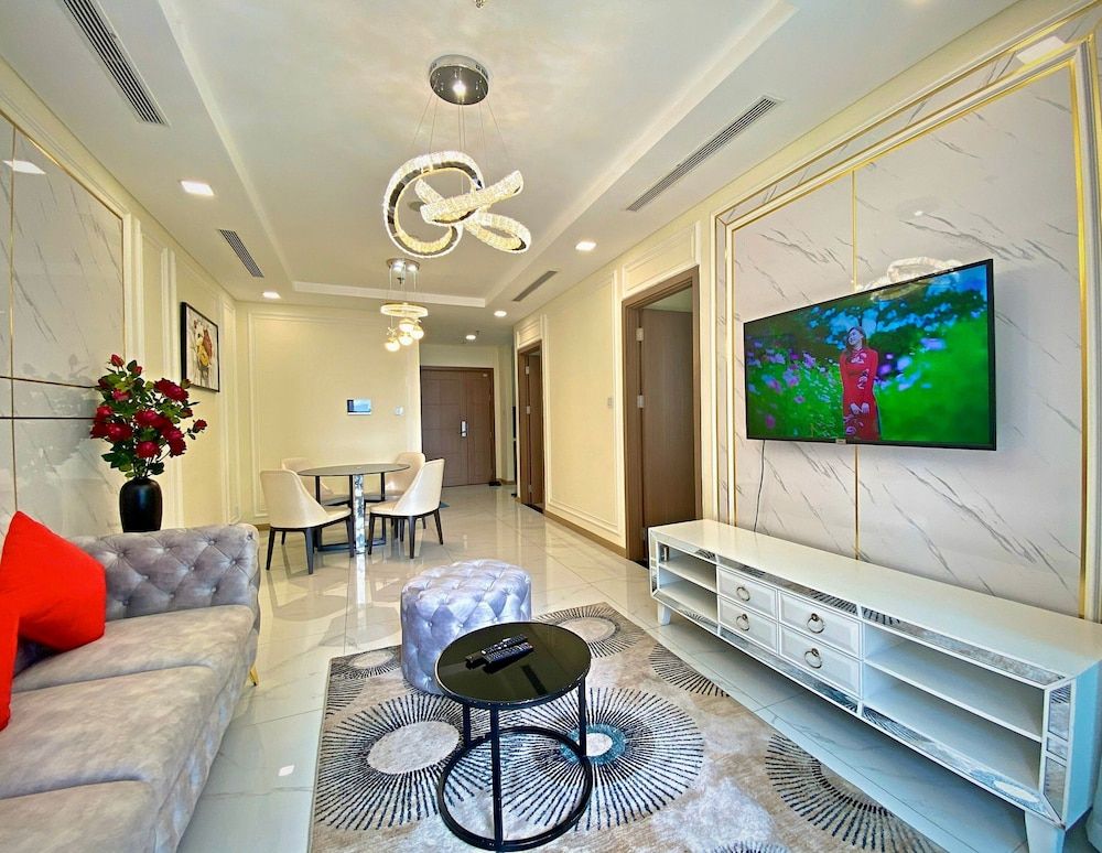 undefined DongDong Skyview APT in Landmark81 Tower 3