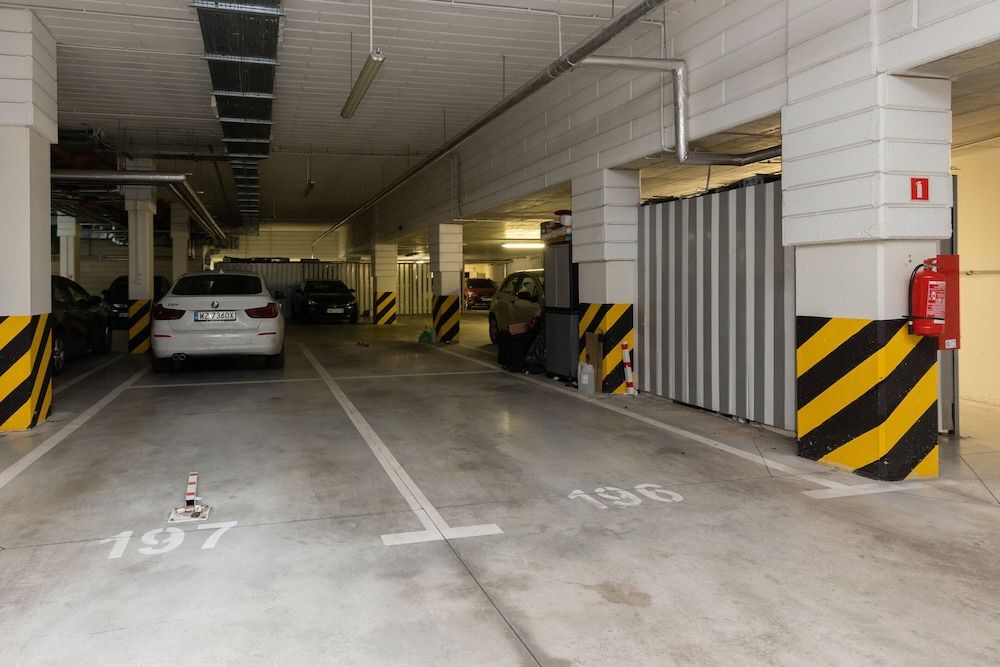 undefined Bright Warsaw Apartment by Renters 2