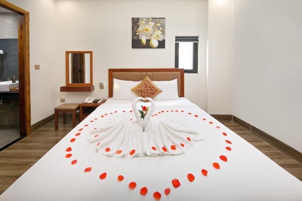 undefined Ngoc Han Hotel 2