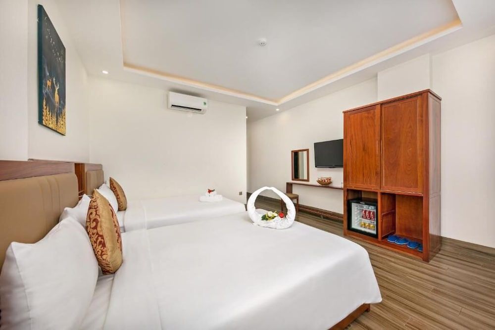 undefined Ngoc Han Hotel 9