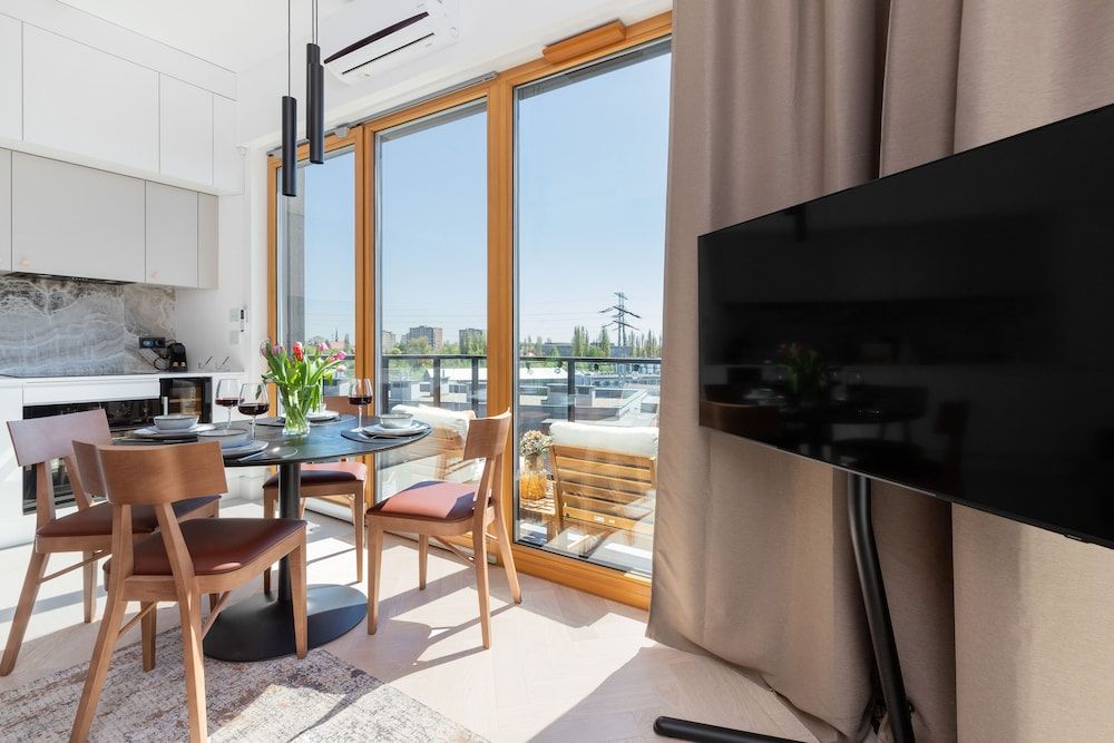 Lux Nadmotlawie Apartments by Renters Apartment, 2 Bedrooms, Balcony 15