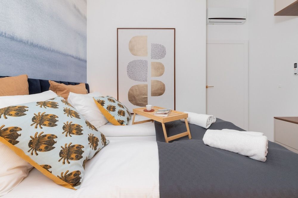 undefined Lux Nadmotlawie Apartments by Renters 9