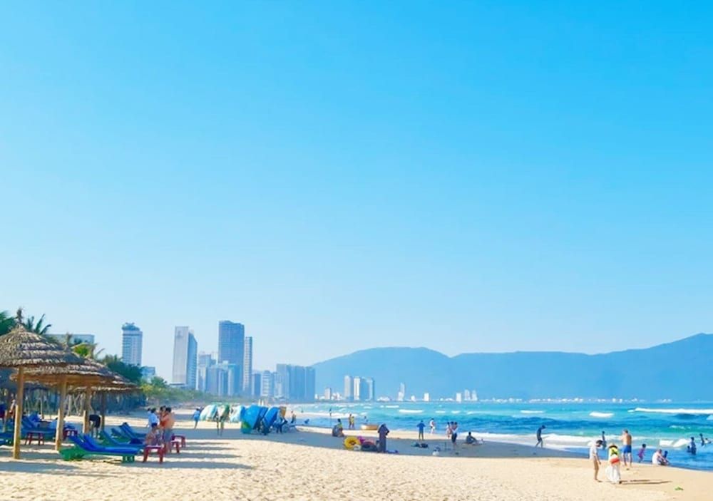 Yuni Hotel And Apartment Family Room 2