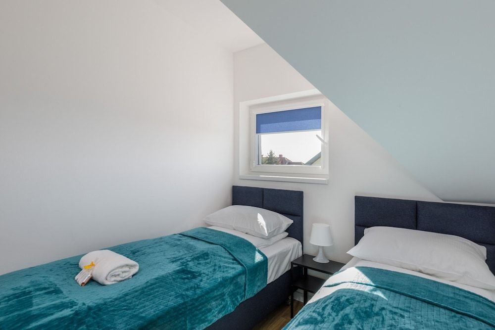 Apartment, 2 Bedrooms, Balcony, Sea Facing