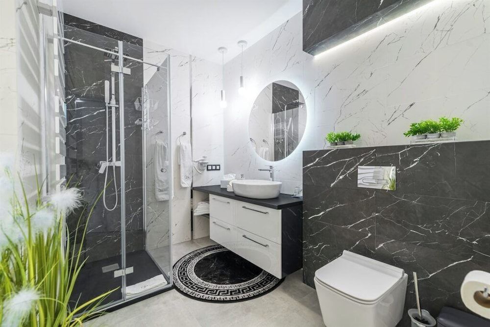 Q18 ApartHotel Classic Apartment, 1 King Bed with Sofa bed 5