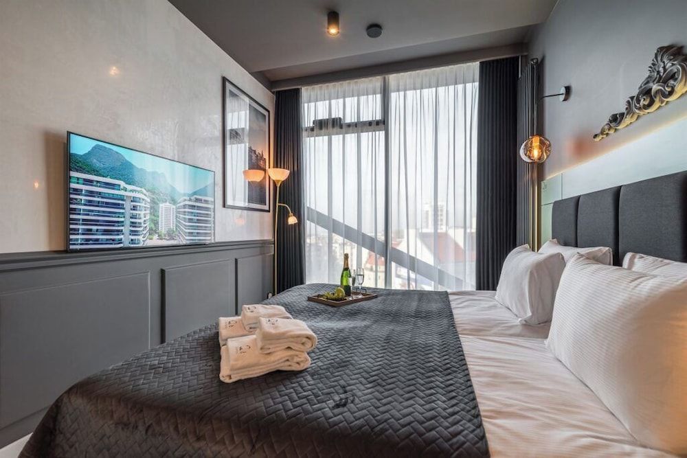 Q18 ApartHotel Classic Apartment, 1 King Bed with Sofa bed