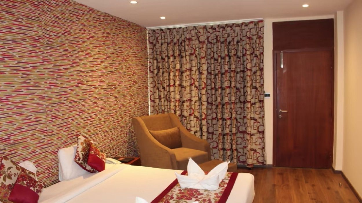 Hotel Sentinel Premiere Room