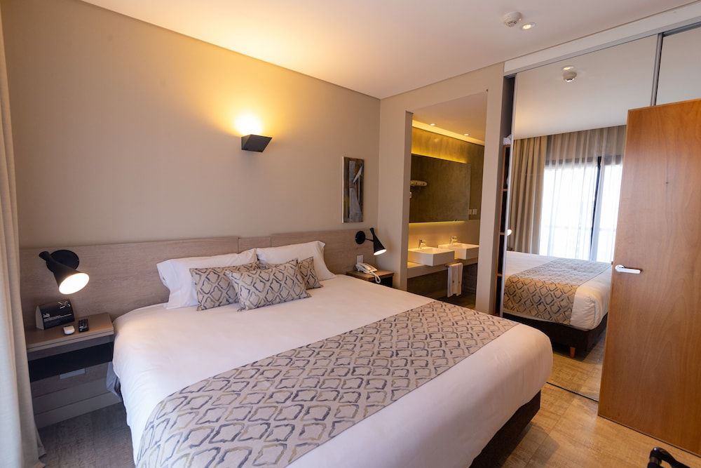 Executive Studio Suite