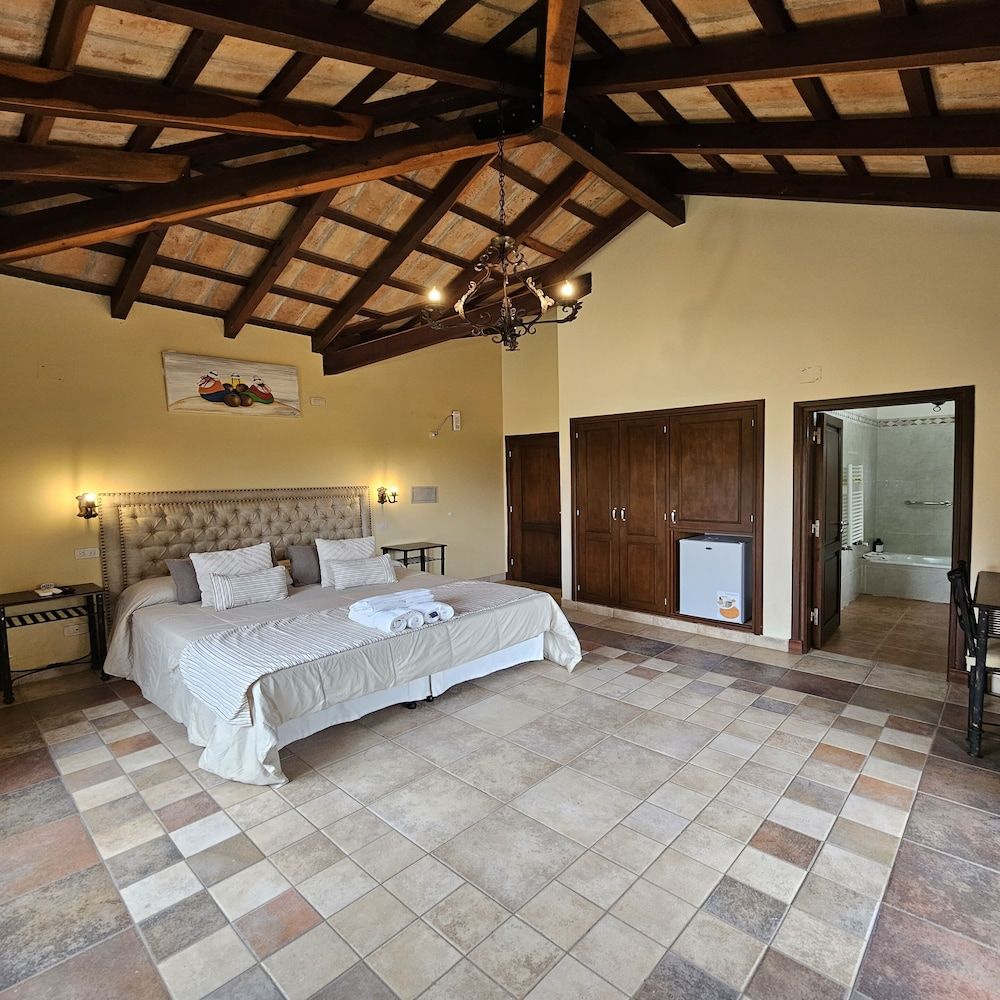 Hotel Rincon del Cerro Deluxe Room 4