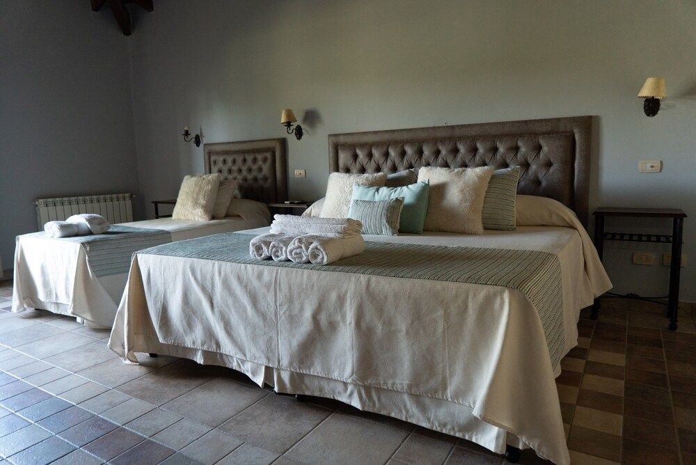 Hotel Rincon del Cerro Deluxe Triple 4