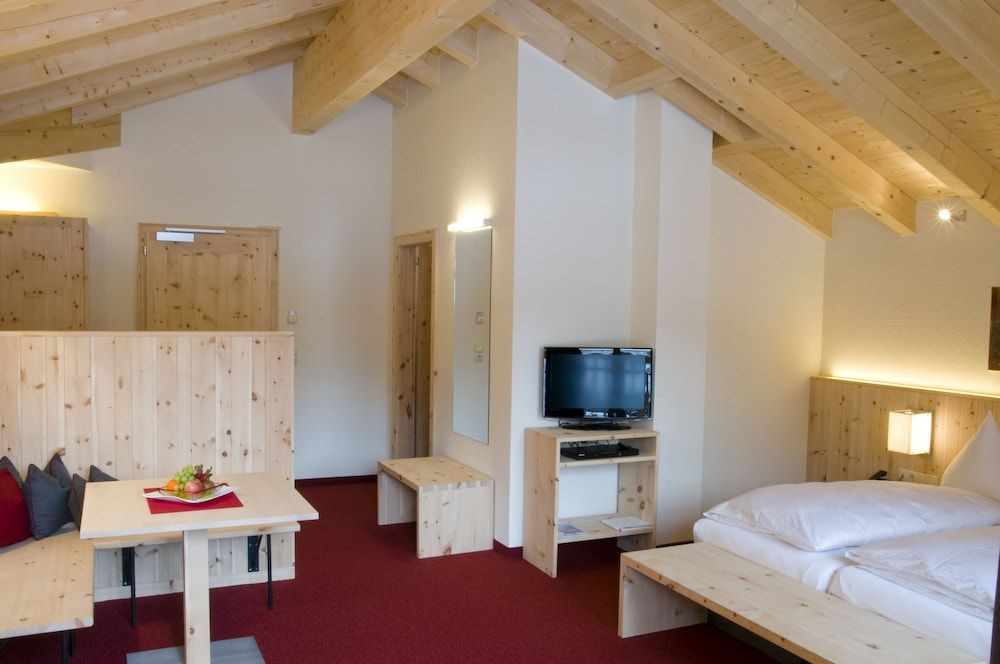 Double Room, Balcony