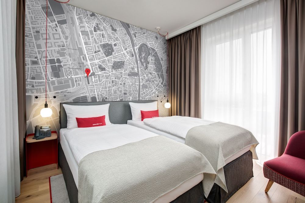 IntercityHotel Graz Business Twin Room 2