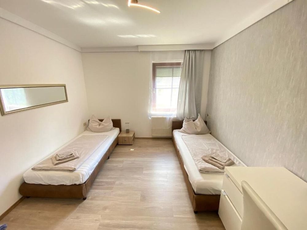 undefined Pension Günther 7