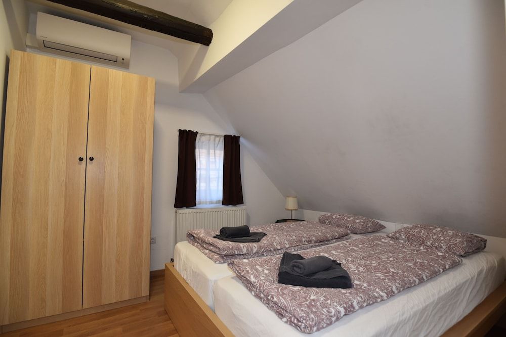 undefined PM CityAPART 9