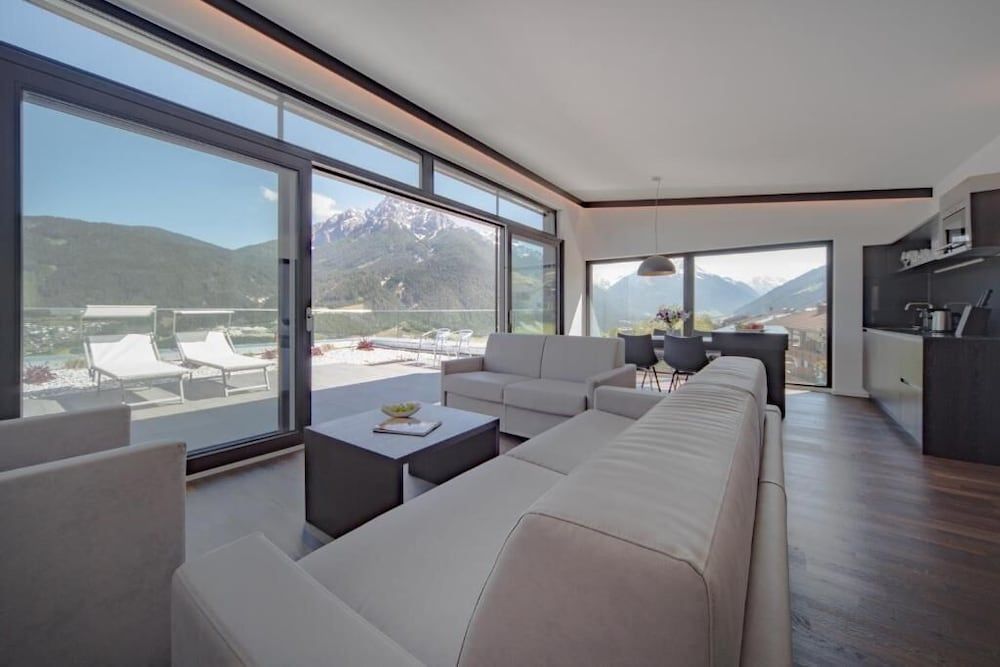 Hotel Oberhofer Penthouse, Balcony 2