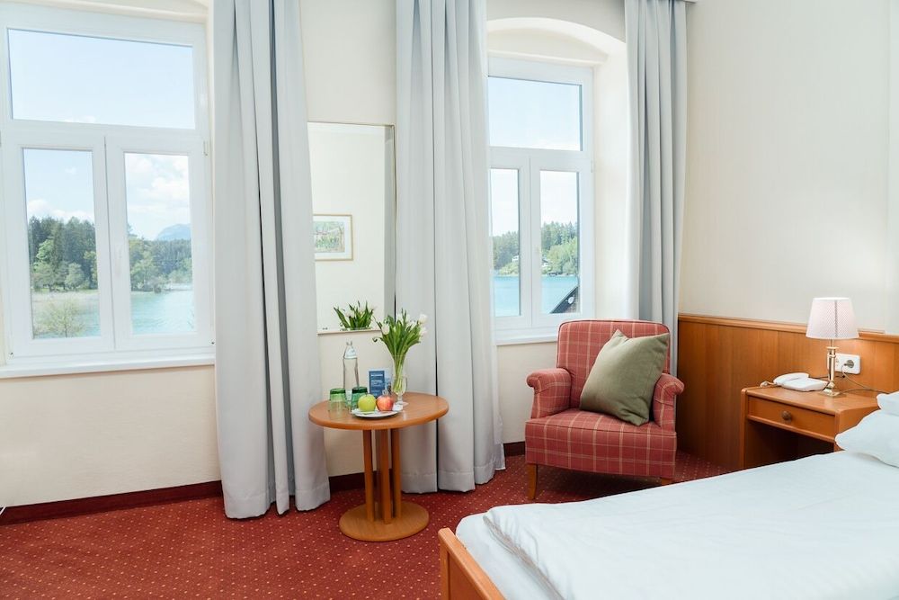 Comfort Double Room, 1 King Bed, Non Smoking, Lake View