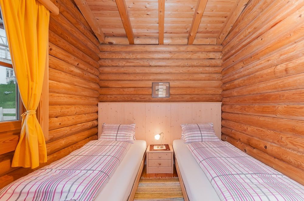 Deluxe Chalet