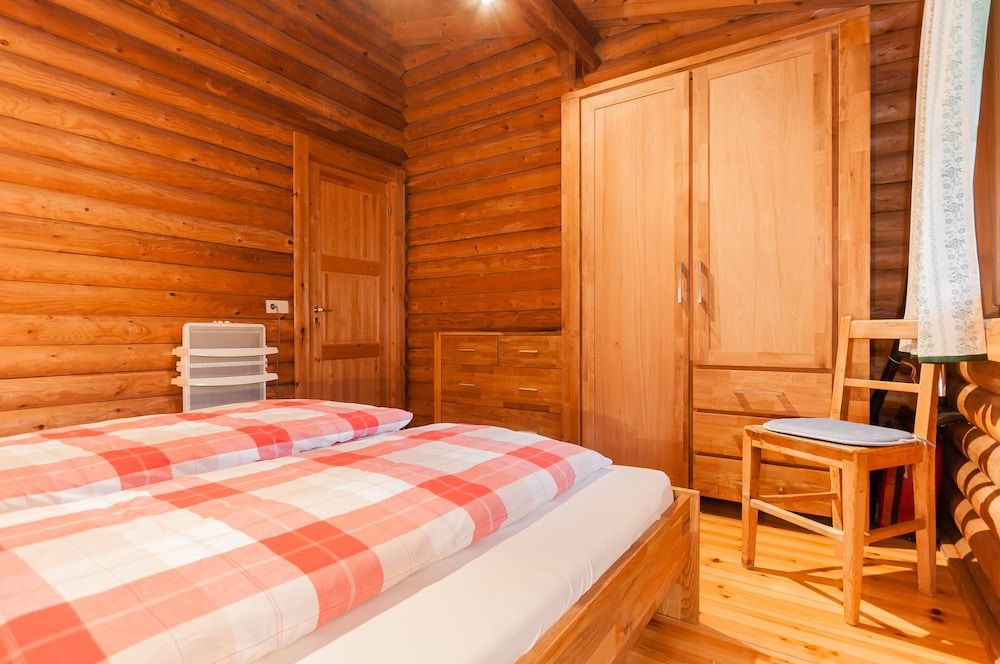 Deluxe Chalet