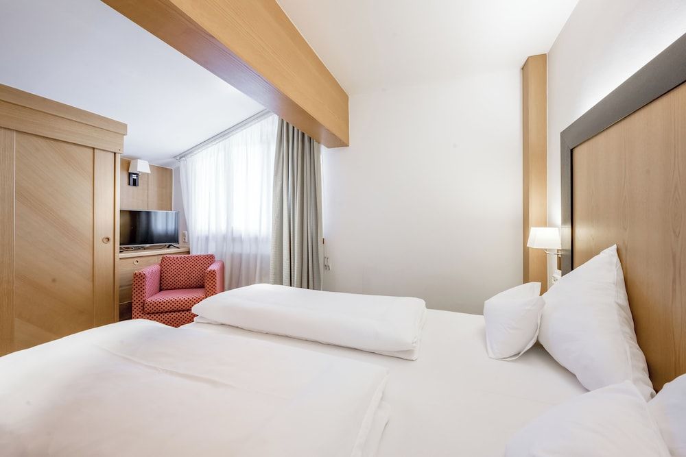 Hotel Inntaler Hof Deluxe Suite 4