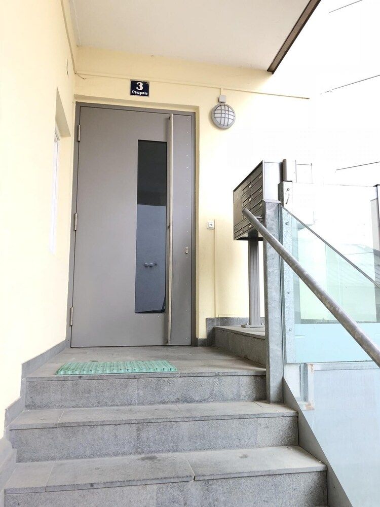 undefined Apartsee 2