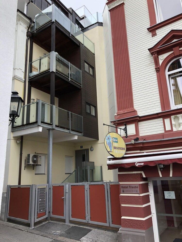 undefined Apartsee 4