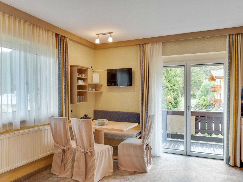 undefined Apartment Near the ski Area 7