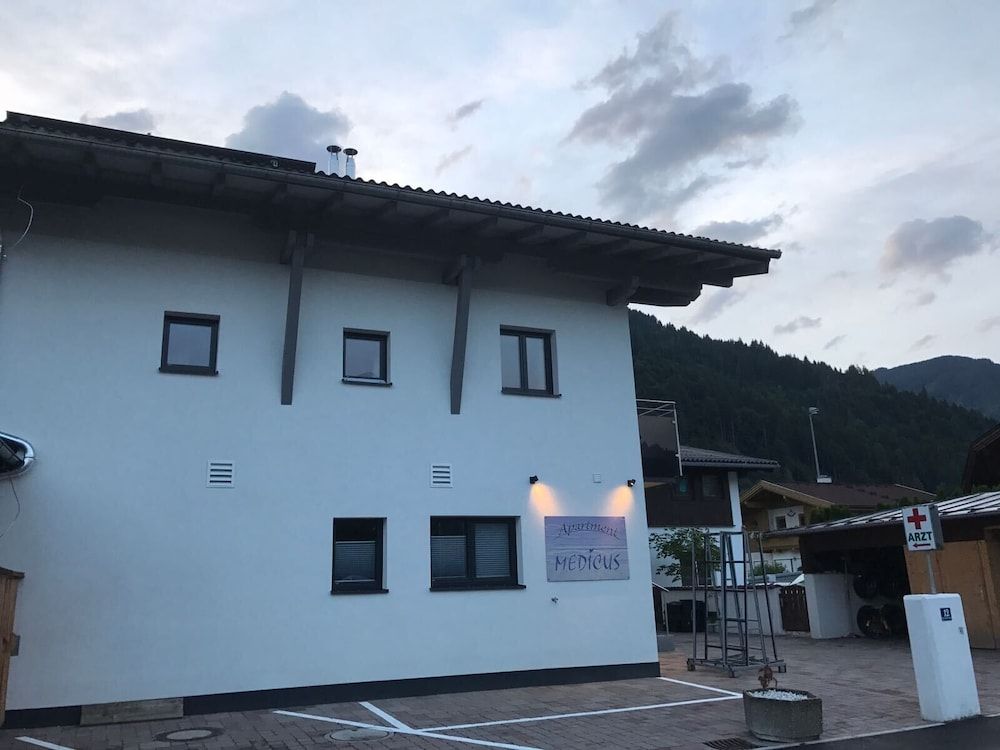 undefined Apartment Medicus 5