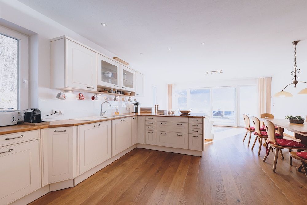 undefined Panorama Chalet Schmittendrin by we rent 10