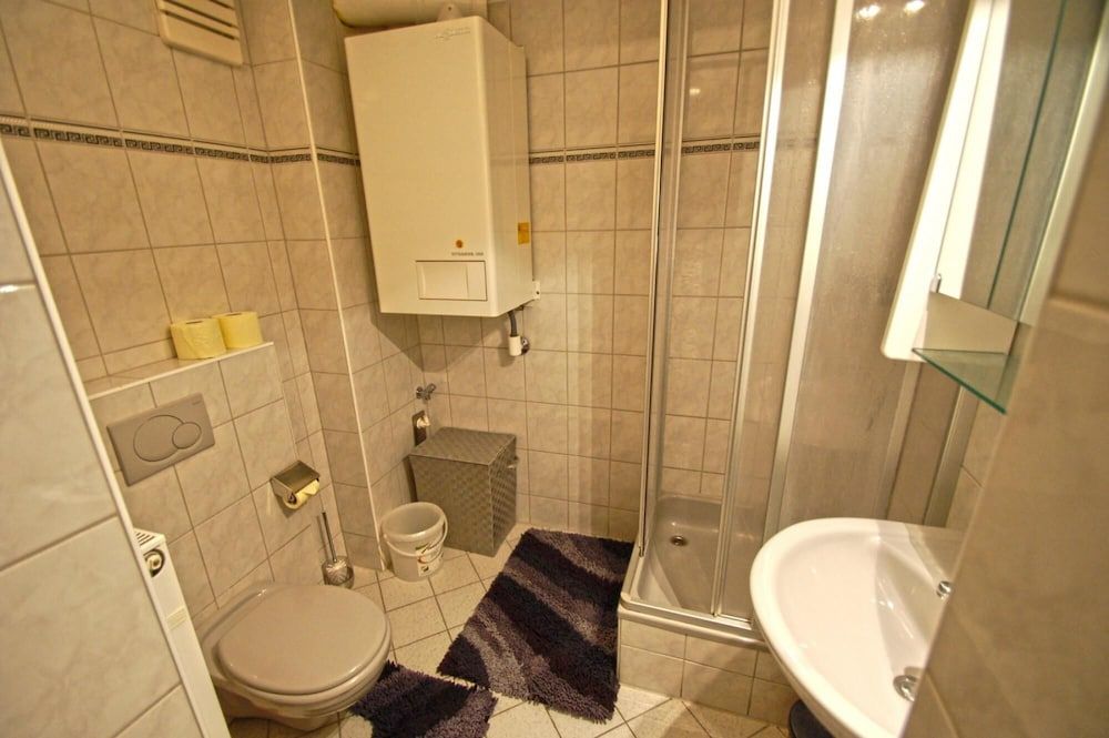 undefined Apartment Kreuzgasse - TOP 2 in the Town of Zell 3