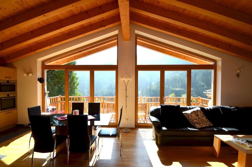 undefined Ski Chalet Jim 300 m From ski Lift 10