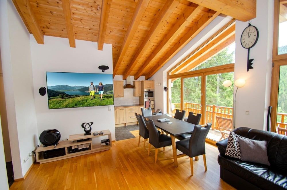 Ski Chalet Jim 300 m From ski Lift Apartment 10