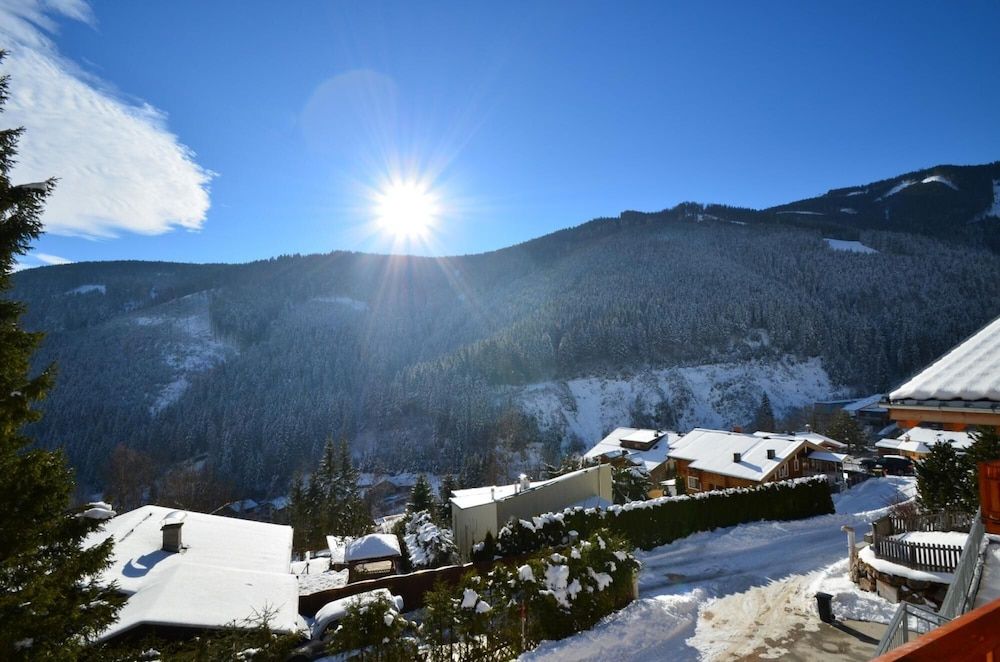 Ski Chalet Jim 300 m From ski Lift Apartment 26