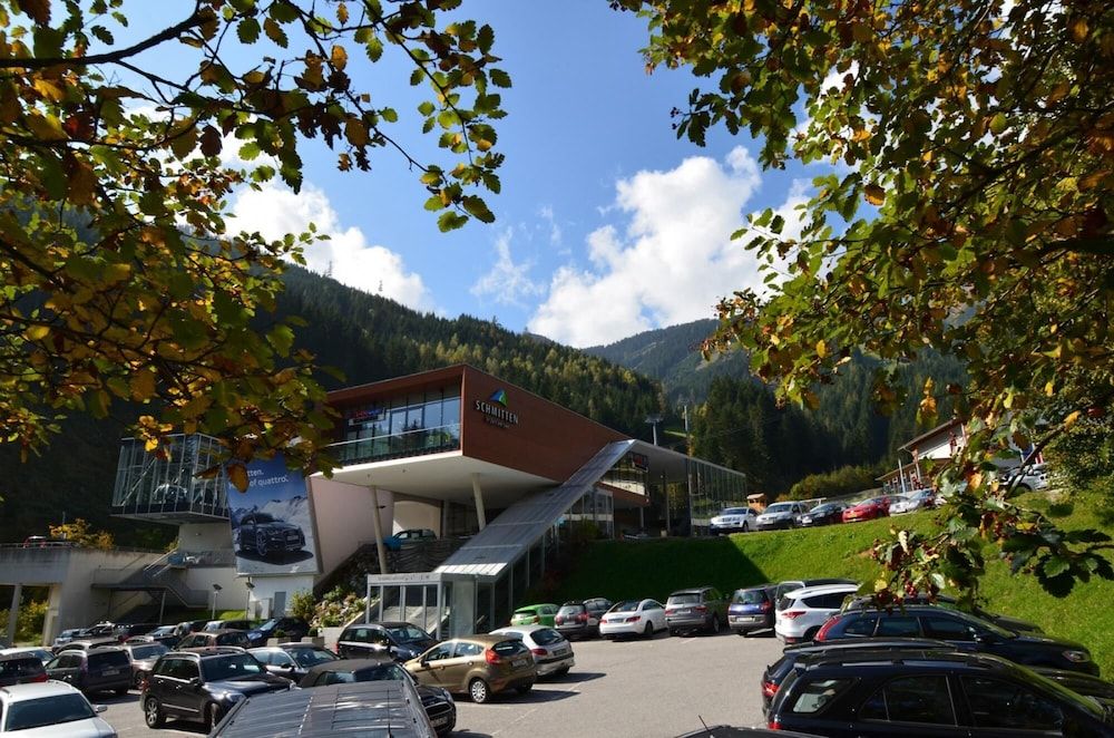 Ski Chalet Jim 300 m From ski Lift Apartment 22