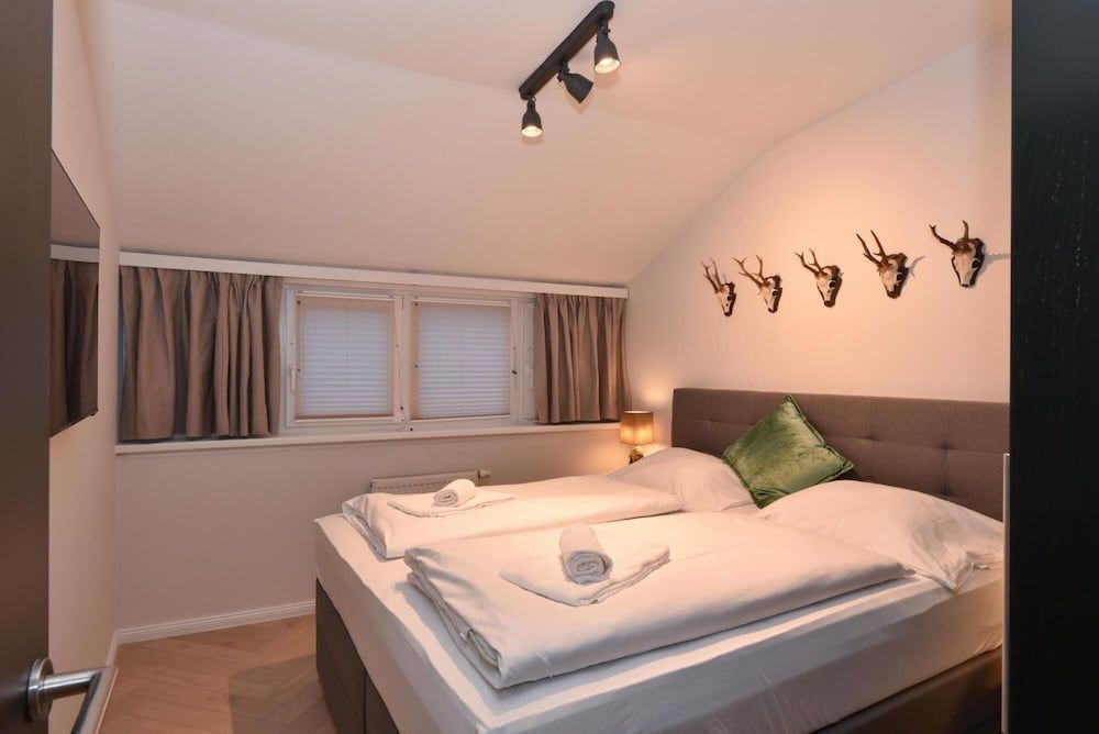 undefined Penthouse Lake Mountains View Terrace Aircon 8