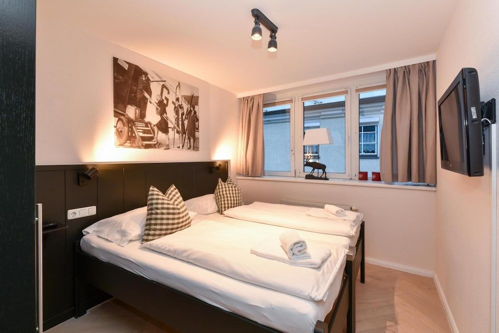 undefined Penthouse Lake Mountains View Terrace Aircon 7