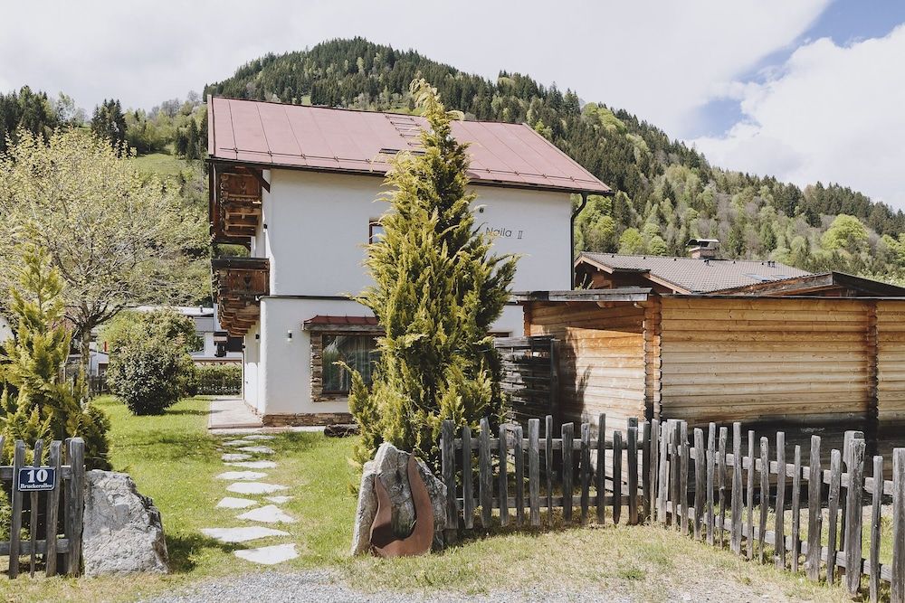 undefined Chalet Molly by we rent 5