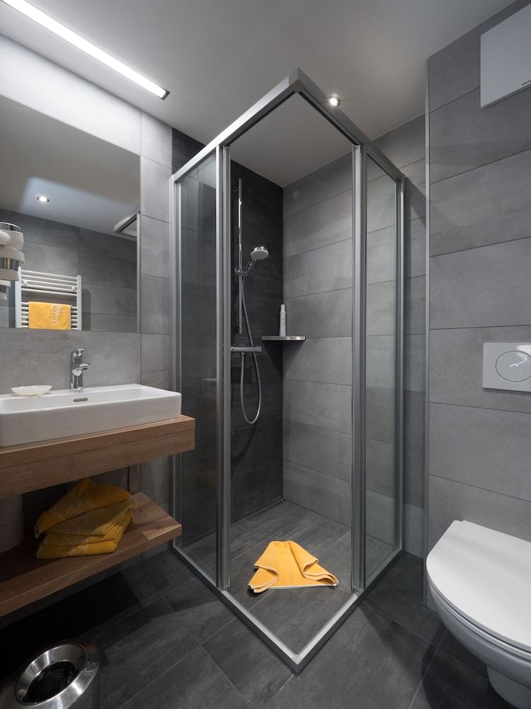 Hotel Matschner Double Room South 6