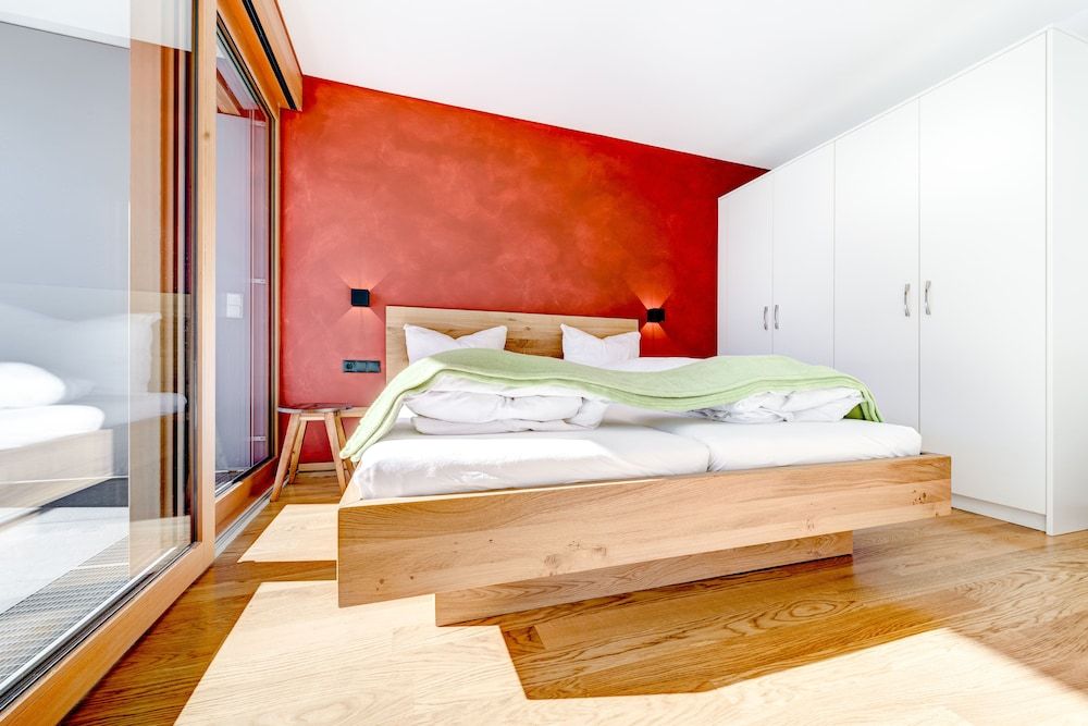 Apartment Panorama Blick (incl. Cleaning Fee, City Tax & Laundry Package)