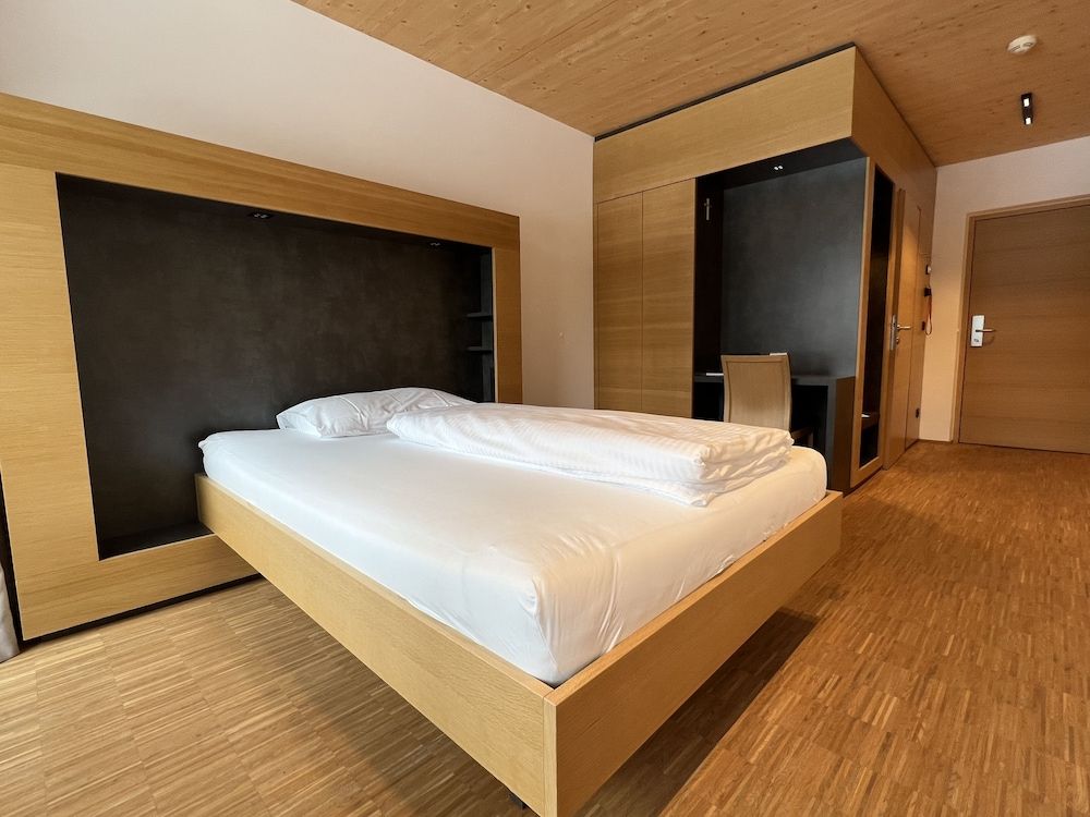 St. Michael Alpin Retreat Comfort Room 2