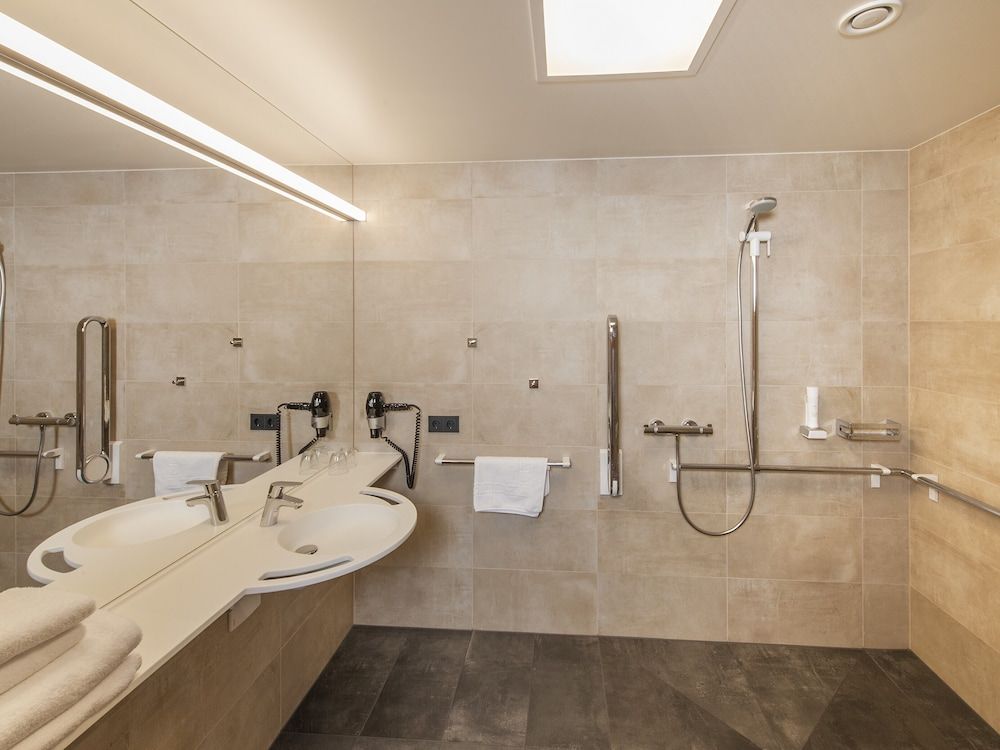 St. Michael Alpin Retreat Family Room 6