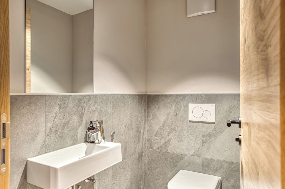 Hotel Habicher Hof Superior Panorama Suite with Balcony 10